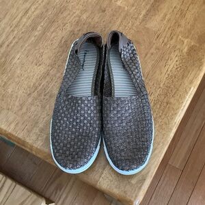 BareTraps Men's Brown Woven Slip-On Sneakers